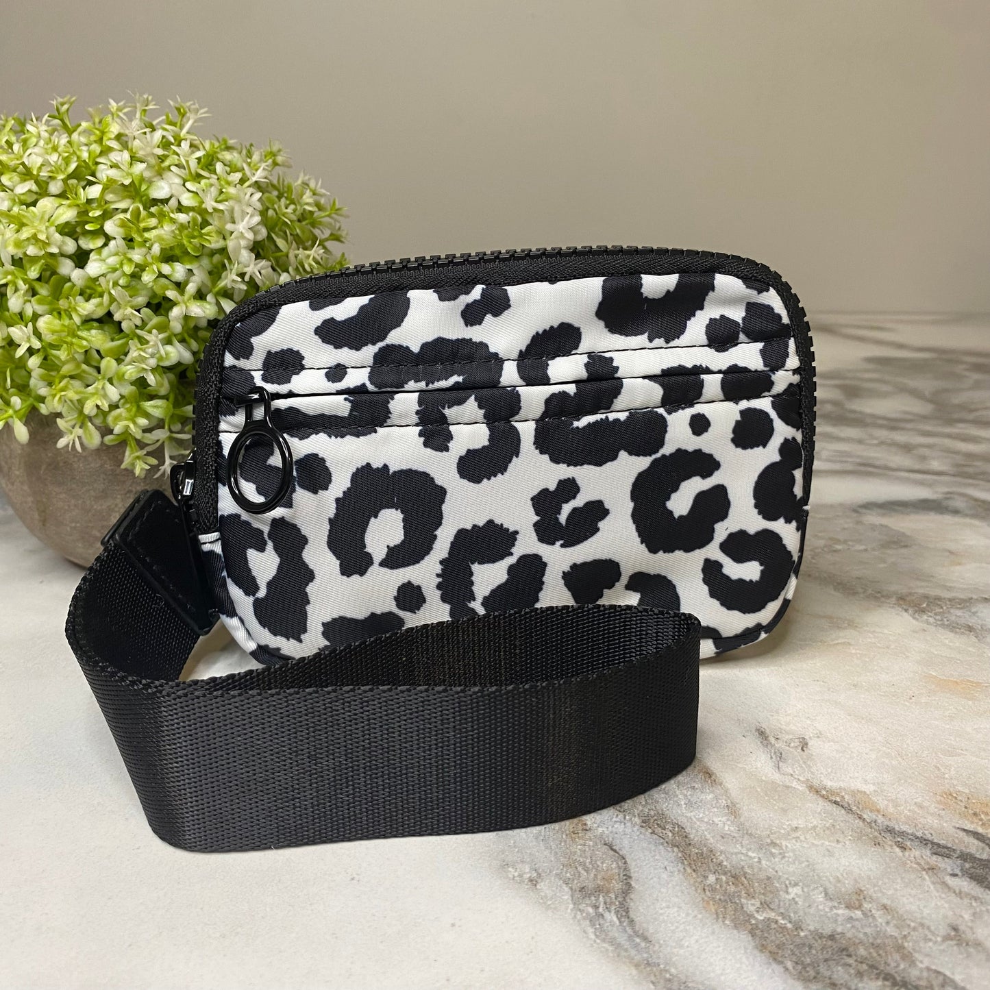 Rue - Nylon Wristlet Wallet - Animal Print