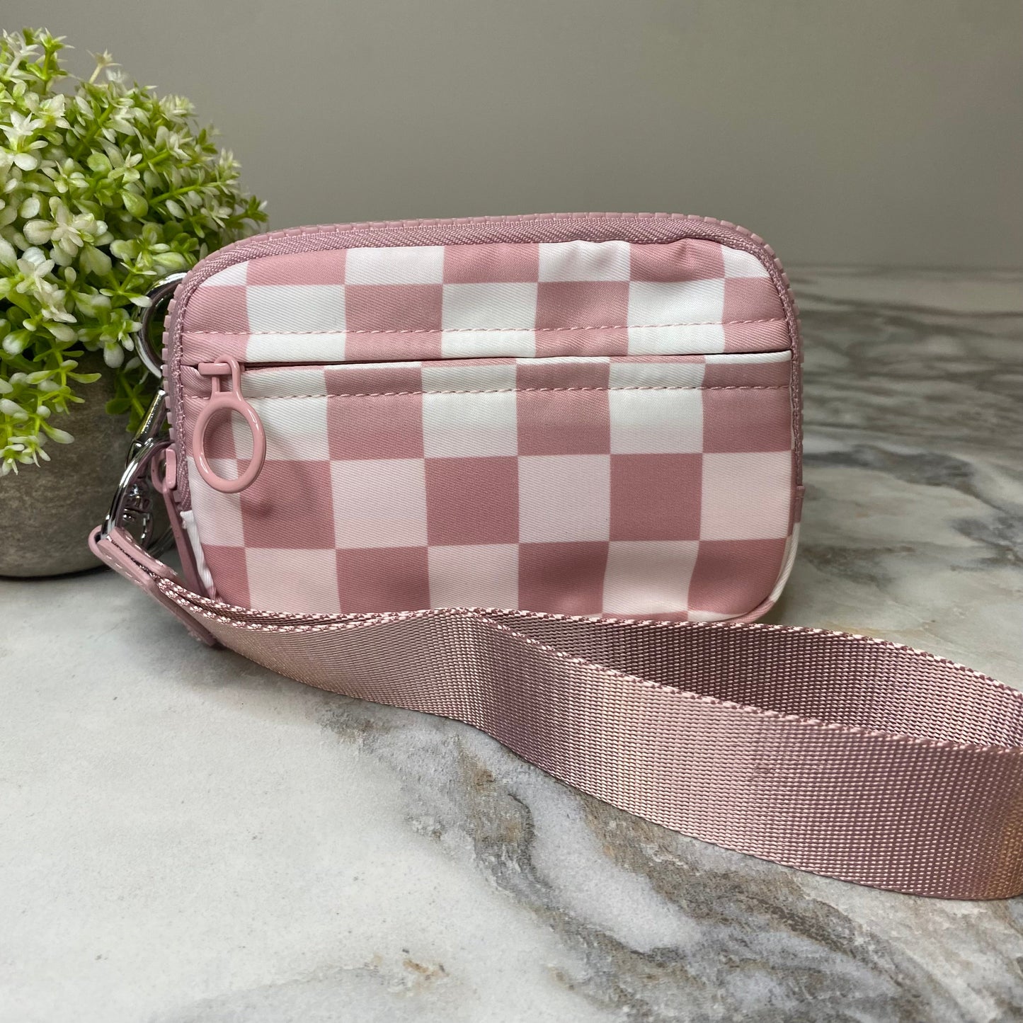 Rue - Nylon Wristlet Wallet - Checkered